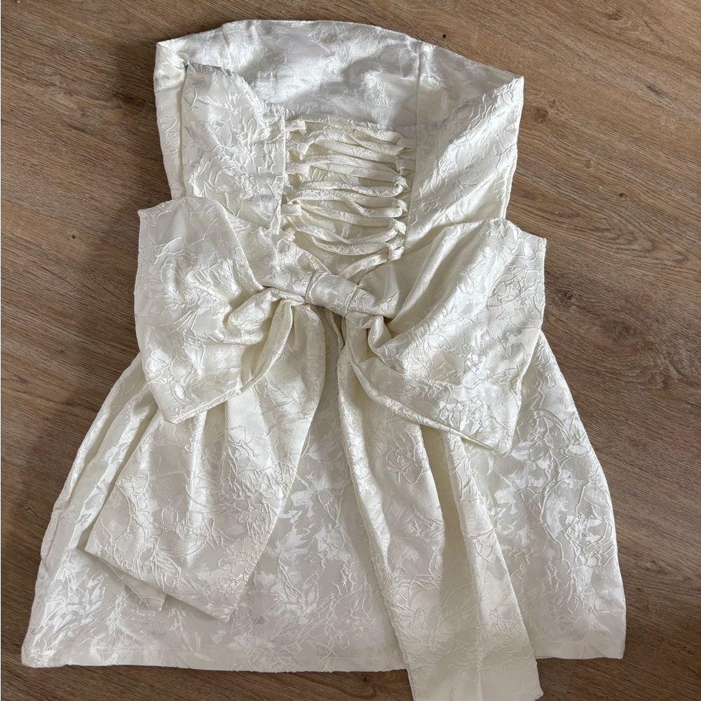 Ivory Strapless Bow-Back Dress